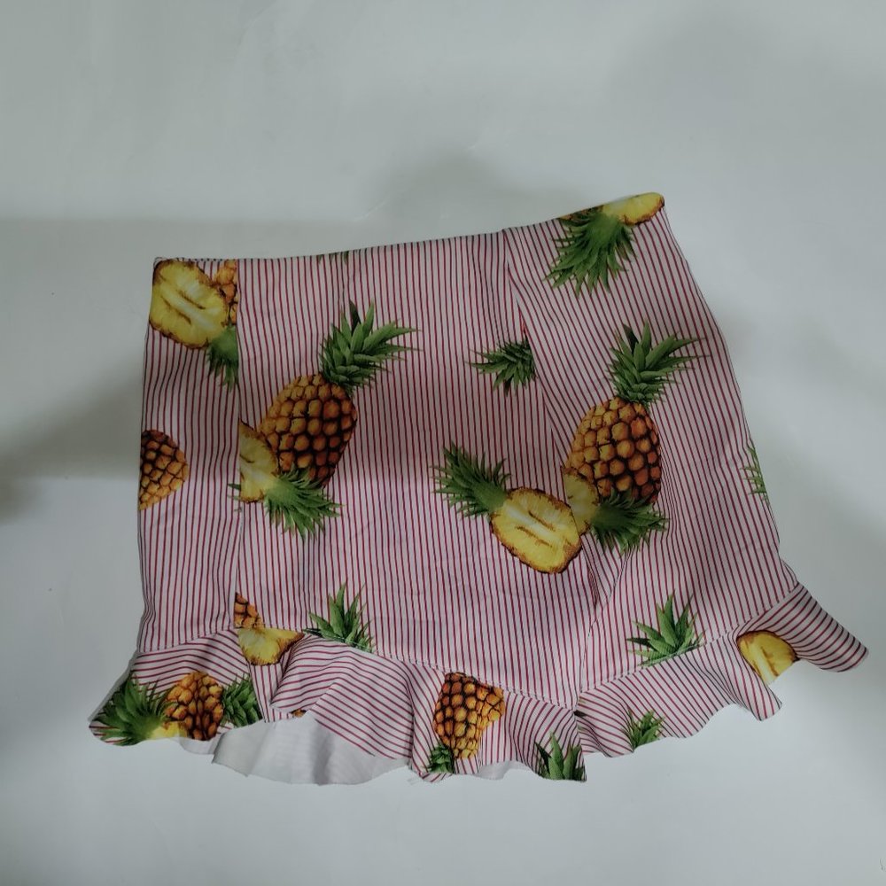 Forever 21 - Super Cute Pineapple Shorts
